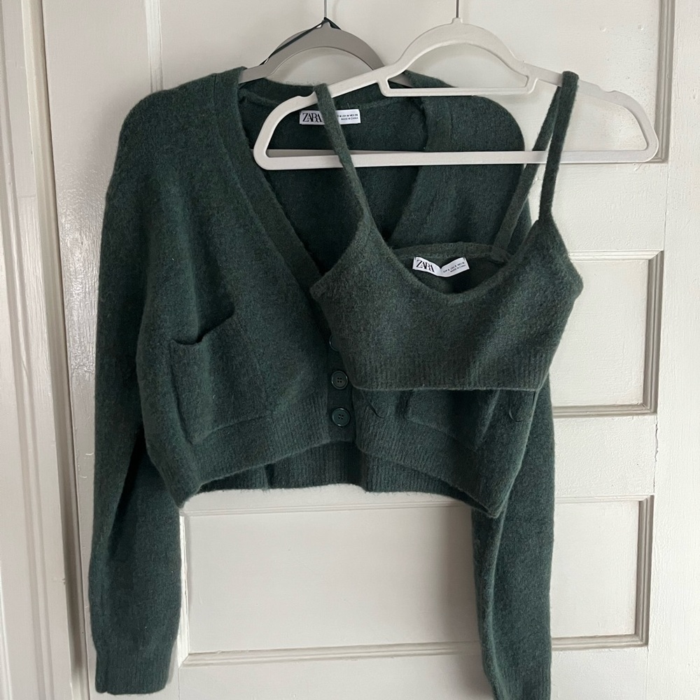 Zara Two Piece Green Sweater Set!